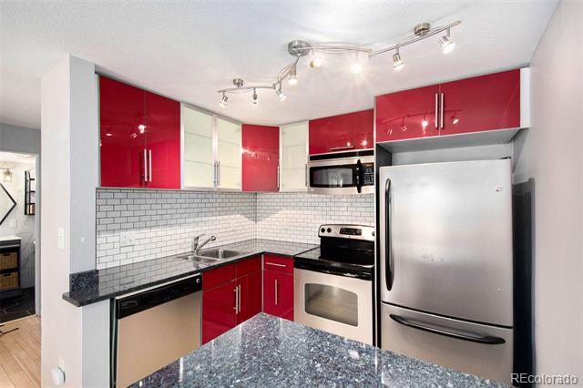 Building Photo - 1032 N Clarkson St Unit 205 Rental