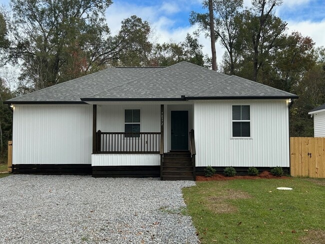 Building Photo - 70372 C St