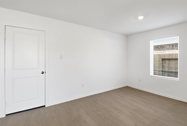 Photo - 26914 Dalmatian Bellflower Dr