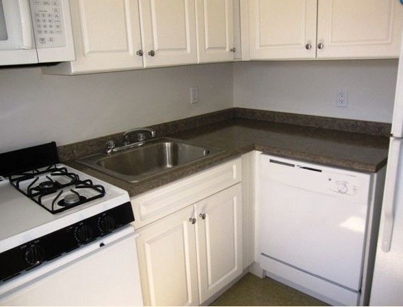 Beacon Hill Apartments