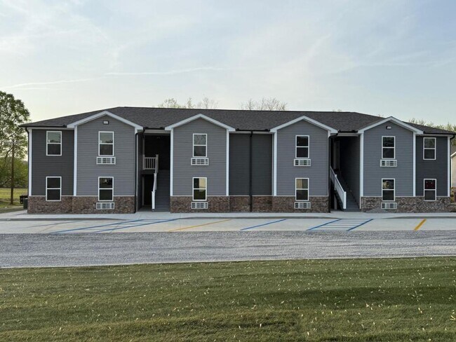 Photo - 416 1st St E