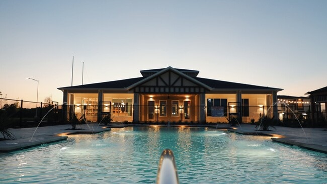 Building Photo - The Entrada at San Marcos
