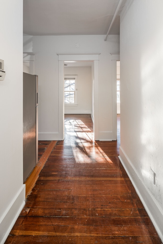 Midtown West Apartments