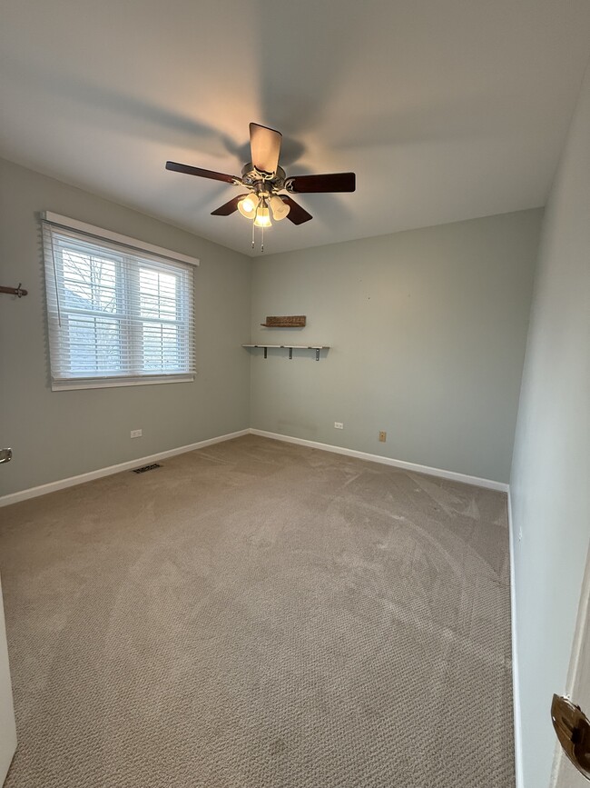 Photo - 284 Washo Dr