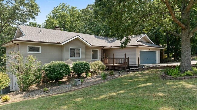 Photo - 44 Sandwick Dr