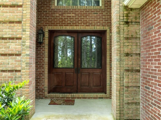 Photo - 4 Bedroom House For Rent