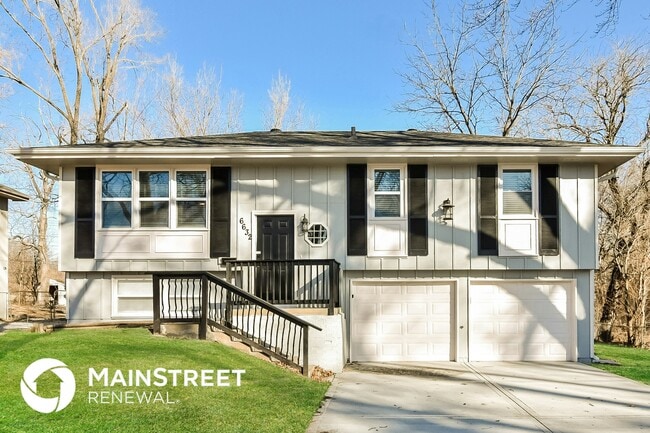 Building Photo - 6632 E 134th St Rental