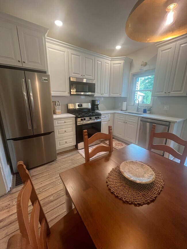 Photo - 406 W Front St