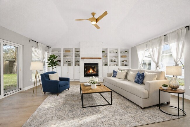 Photo - 602 W Castle Harbour Dr