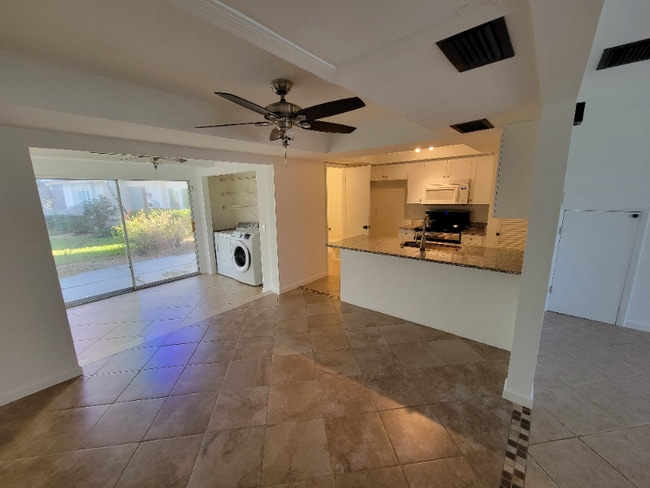 Photo - 4915 Catalina Dr