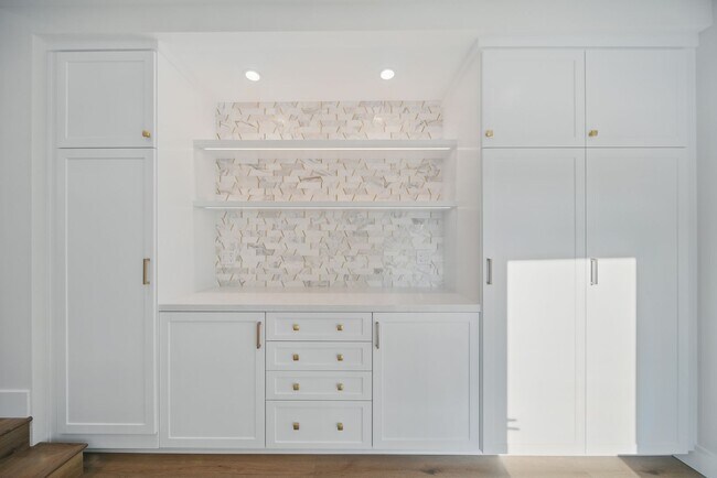 Photo - Stunning Home for Entertaining in Highly S...