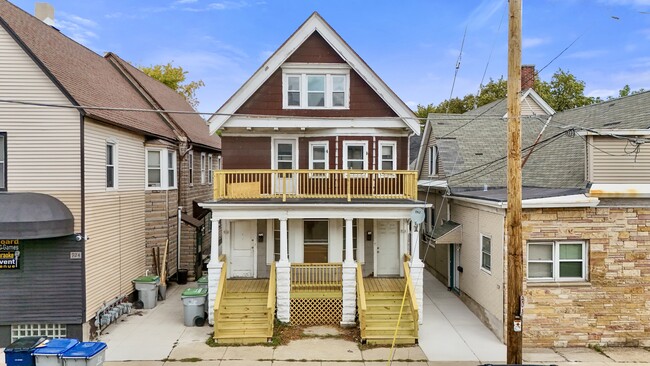 Photo - 926 E Locust St Unit 926