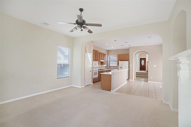 111 Zephyr Bend Pl