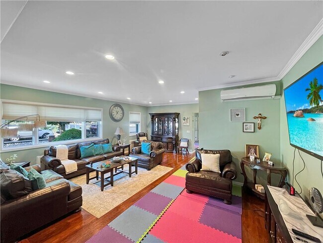 Photo - 226 Avenue Z