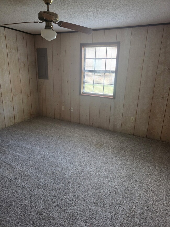 Photo - Oak Ridge Apartment Unit 28