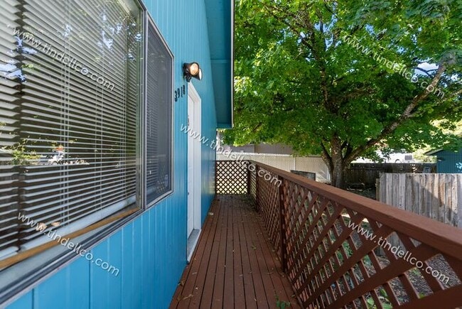 Photo - Darling Two Bedroom With Large Fenced Yard...