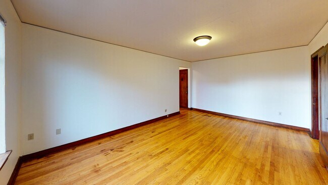 Photo - Viceroy Apartments