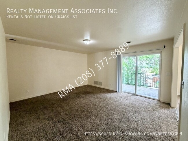 Photo - 825 N White Barn Rd