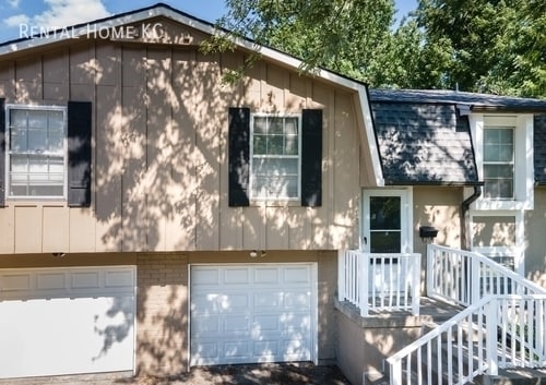 9311 Switzer- - 9311 Switzer- House
