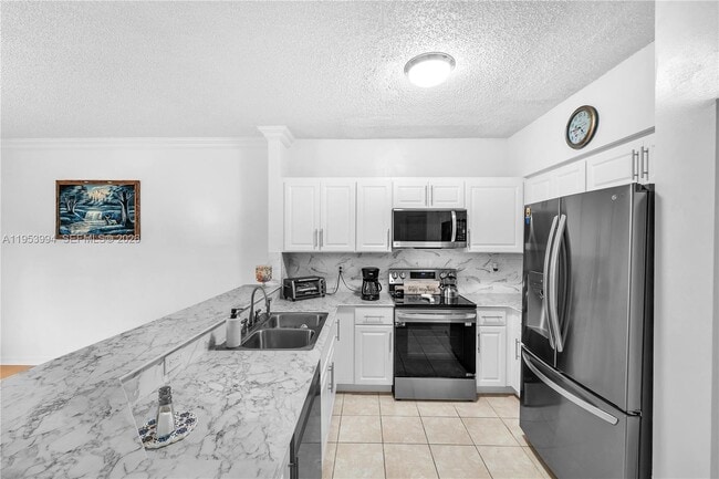 Building Photo - 2218 SE 26th Ln