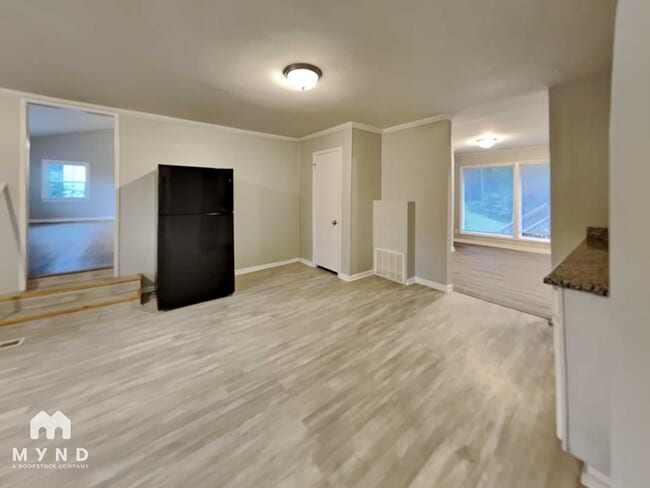 Photo - 102 Harrison Rd