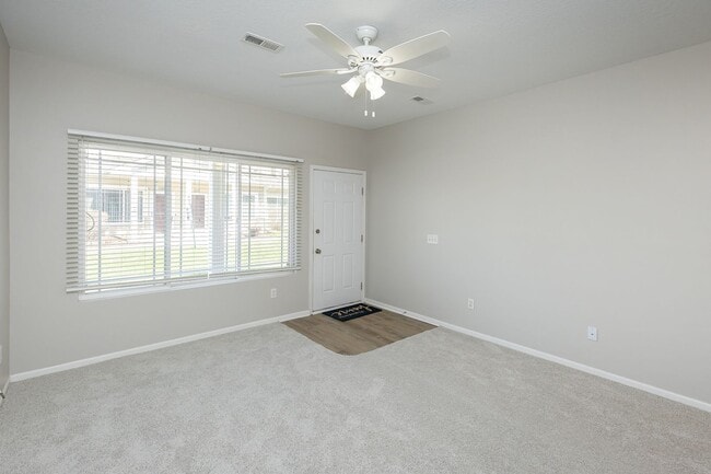 Photo - CHARMING TOWNHOME!! 2 Bedroom, 3 Bathroom Townhome in Ankeny!