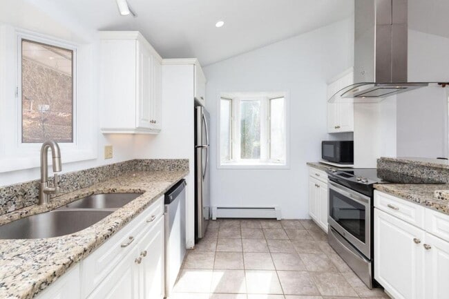 Photo - 200 Bent Tree Rd