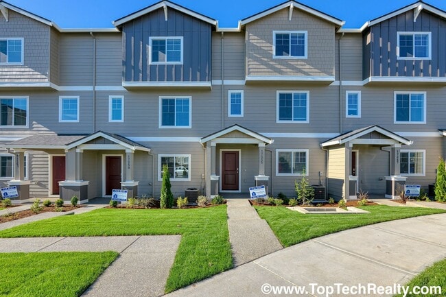 Photo - Gorgeous 3BD | 2.5BA | Spacious Townhome In North Bethany | Great Location | A+ Schools!