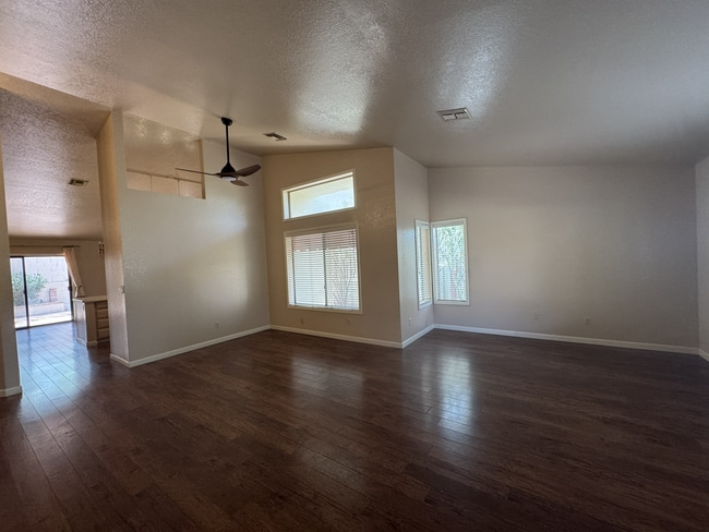 Photo - 7692 E Dayview Cir