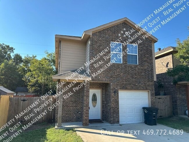 Photo - 102 Robbins St Unidad C