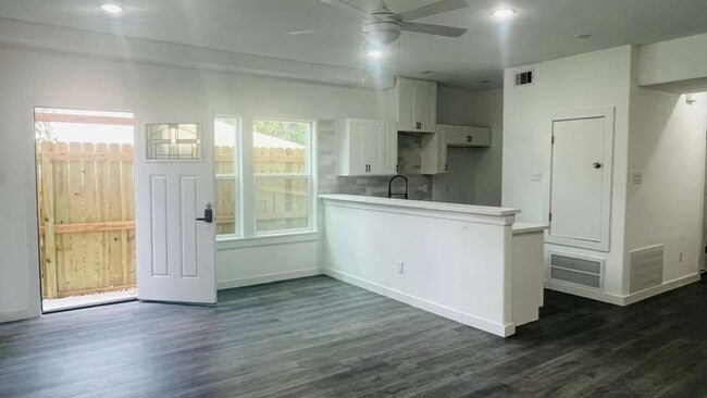 Photo - ? Brand-New Unit – 3 Bedrooms, 2.5 Bathroo...
