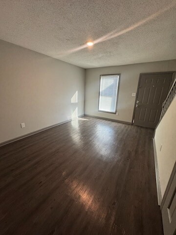 Photo - 2133 W Gordon Ave