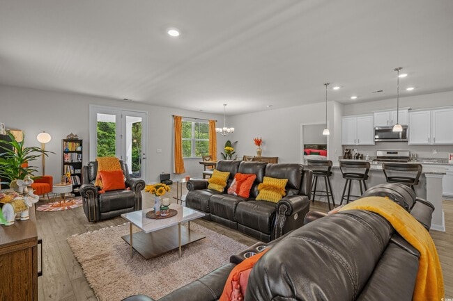 Photo - 847 Flowering Br Ave