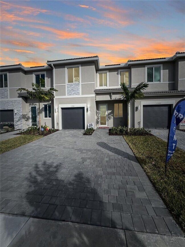 Photo - 1381 SE 7th Ter