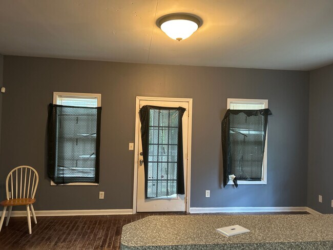 Room in Duplex on Ridge Ave NW