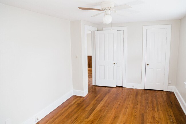 Photo - 848 Hillyer Ave Unit A