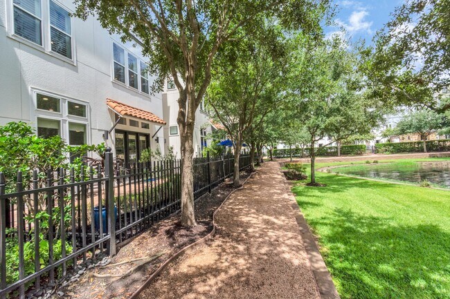 Photo - 1716 Upland Lakes