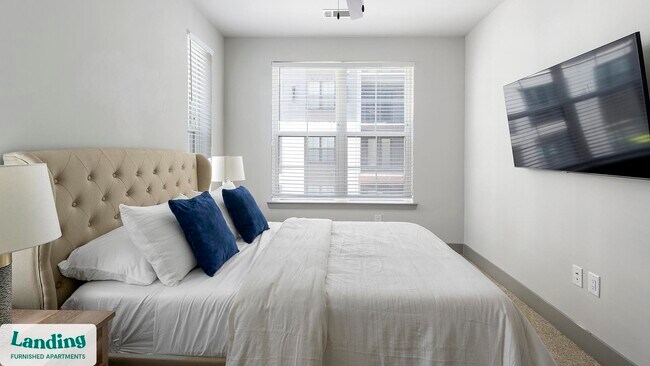 640 21st Ave N Unit 202