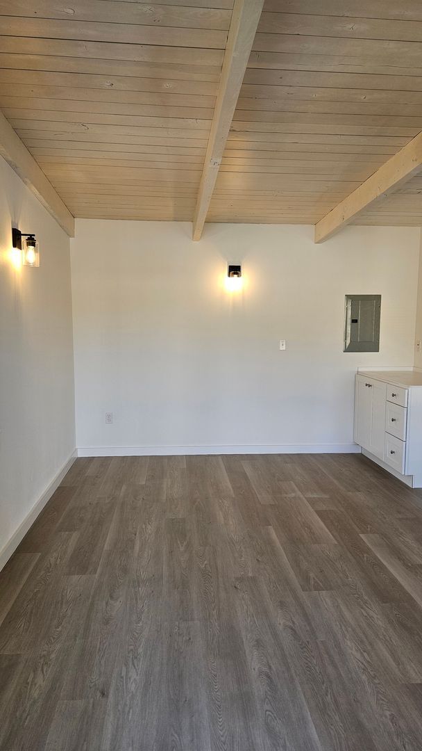 Photo - Tacoma/ Parkland Updated Studio