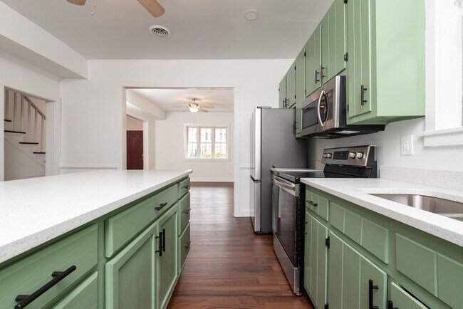 Photo - 1218 N 27th St