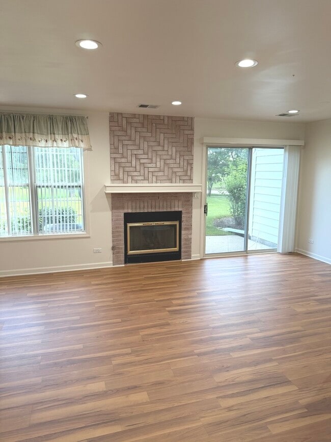 Photo - 302 Sheffield Dr