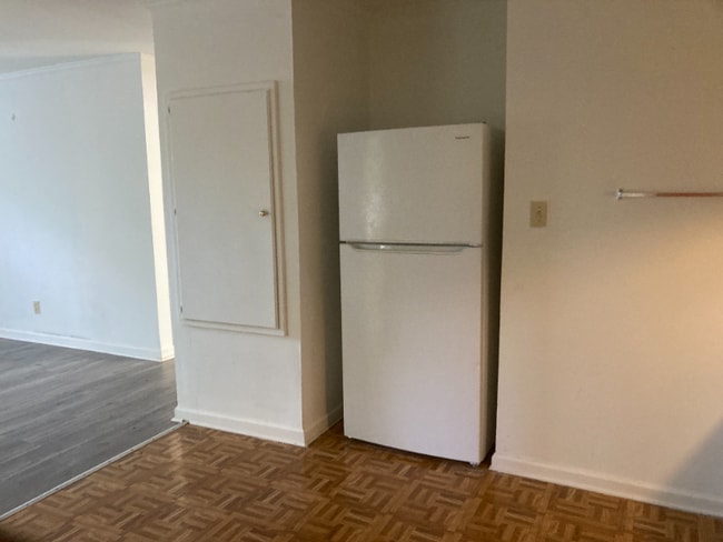 Photo - 2020 Plum St