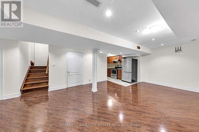 Photo - 17 Rouge Bank Dr