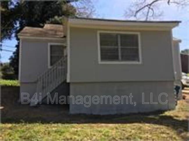 Photo - 3175 Washington Rd