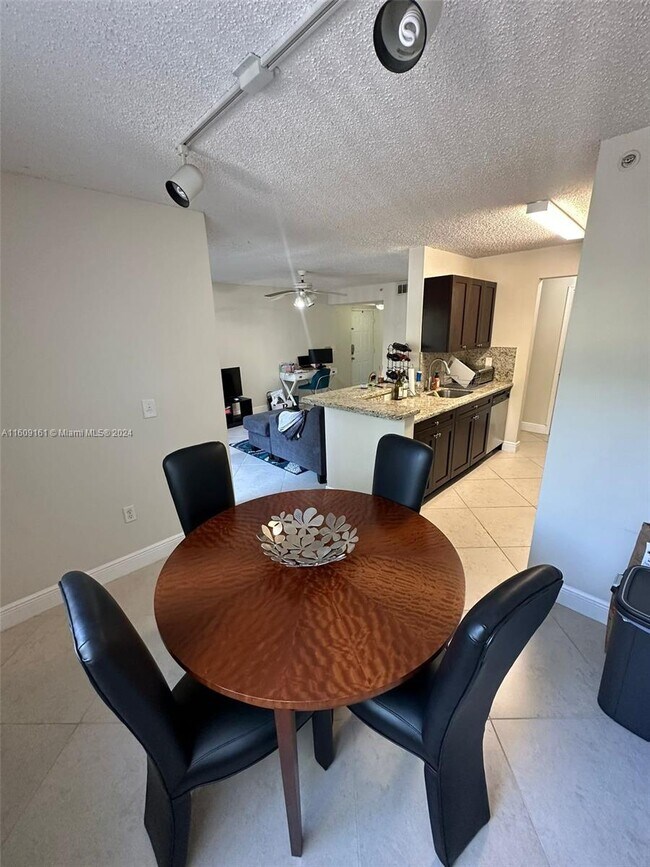 Photo - 3830 Lyons Rd Unit 203-3