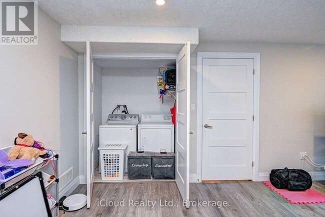 Photo - 65 Arkell Rd
