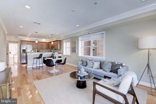Photo - 5511 Colorado Ave NW Unit #402