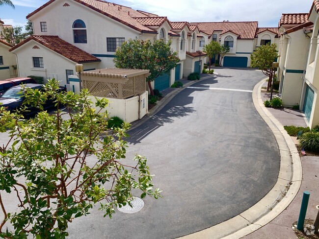 Building Photo - 179 Courtyard Dr Rental