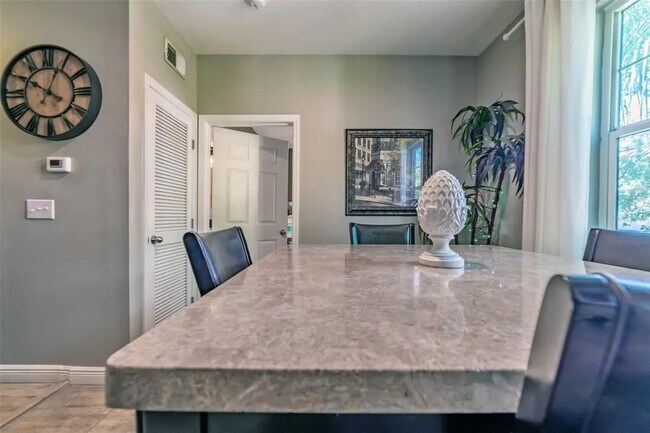 Building Photo - tampa Unit 11311