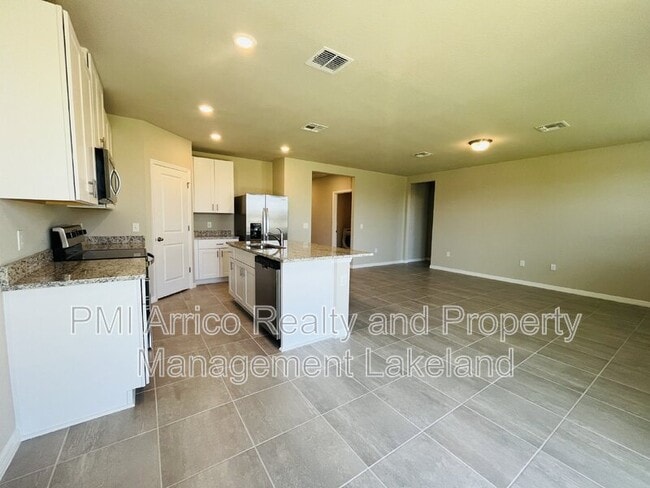 Photo - 1061 Oak Vly Dr